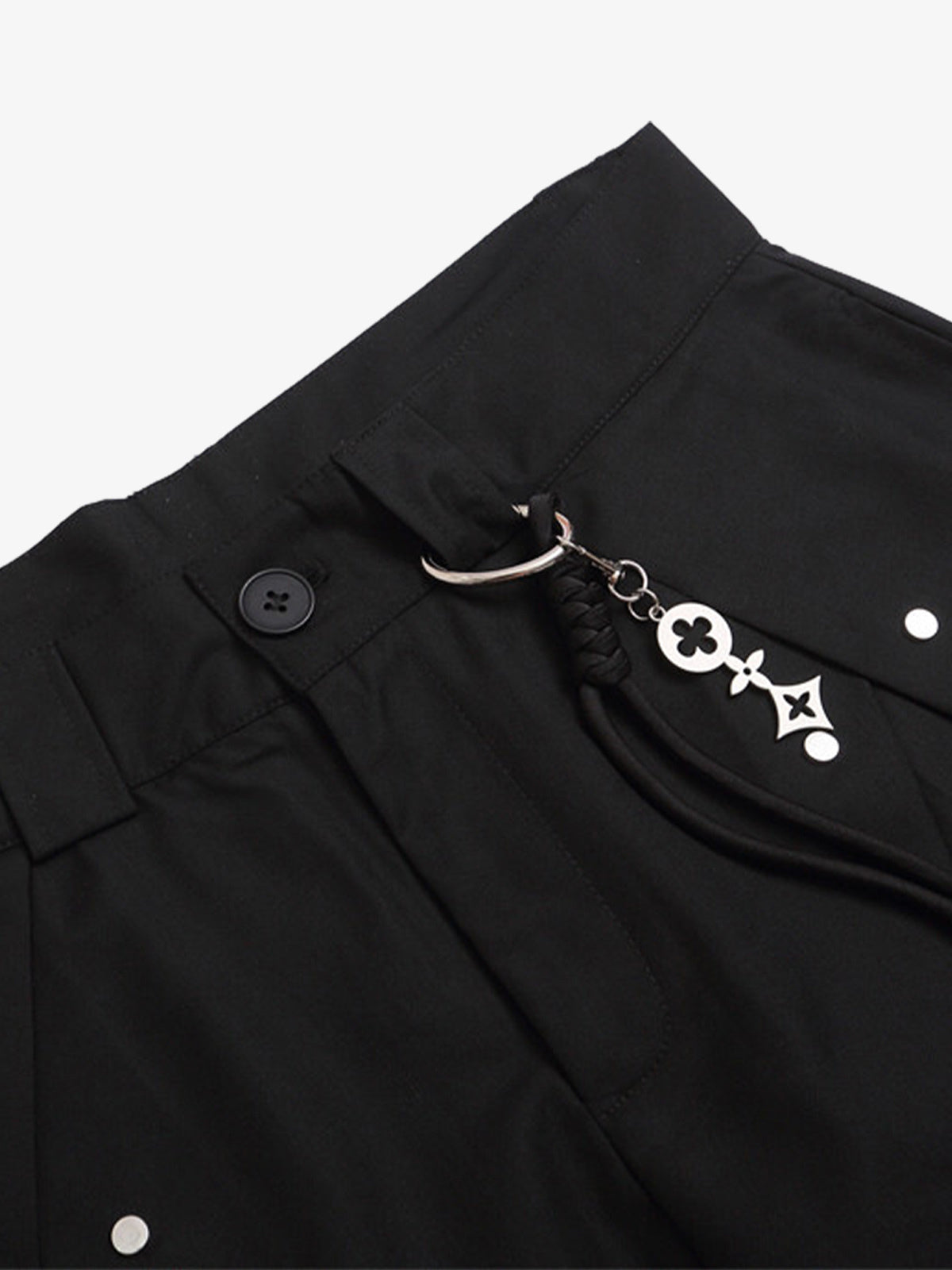 Men’s Black Wide-Leg Shorts with Tassel Accent and Asymmetrical Hem – Stylish Warm-Weather Streetwear