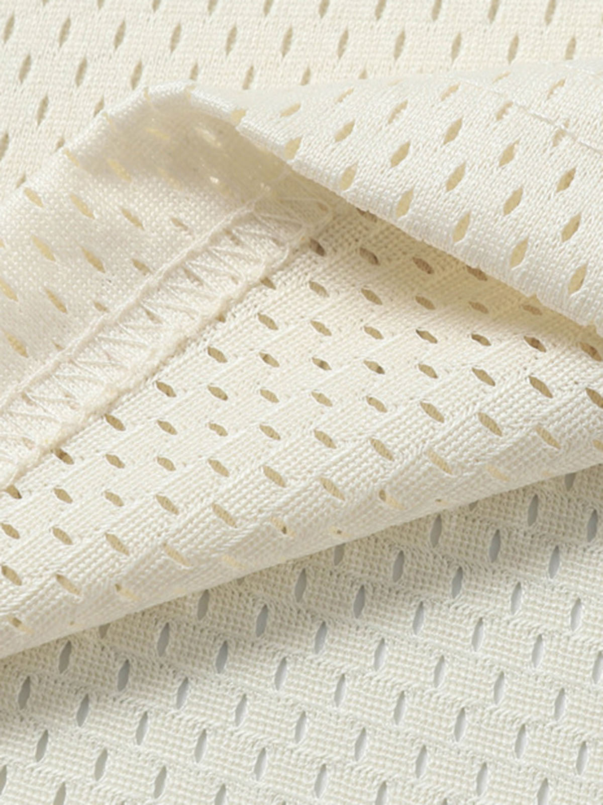 Green and White Sports Jersey with Star Detail – Breathable Mesh Athletic Tee for Spring and Summer