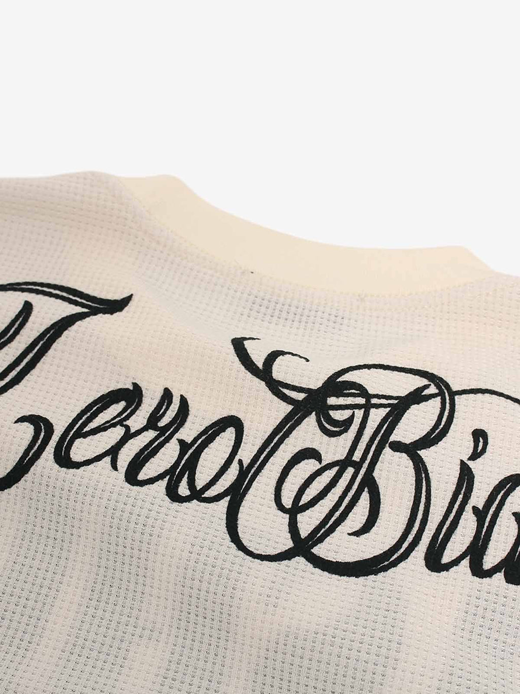 Graphic Print Long Sleeve Top – Casual Streetwear Tee for Men and Women