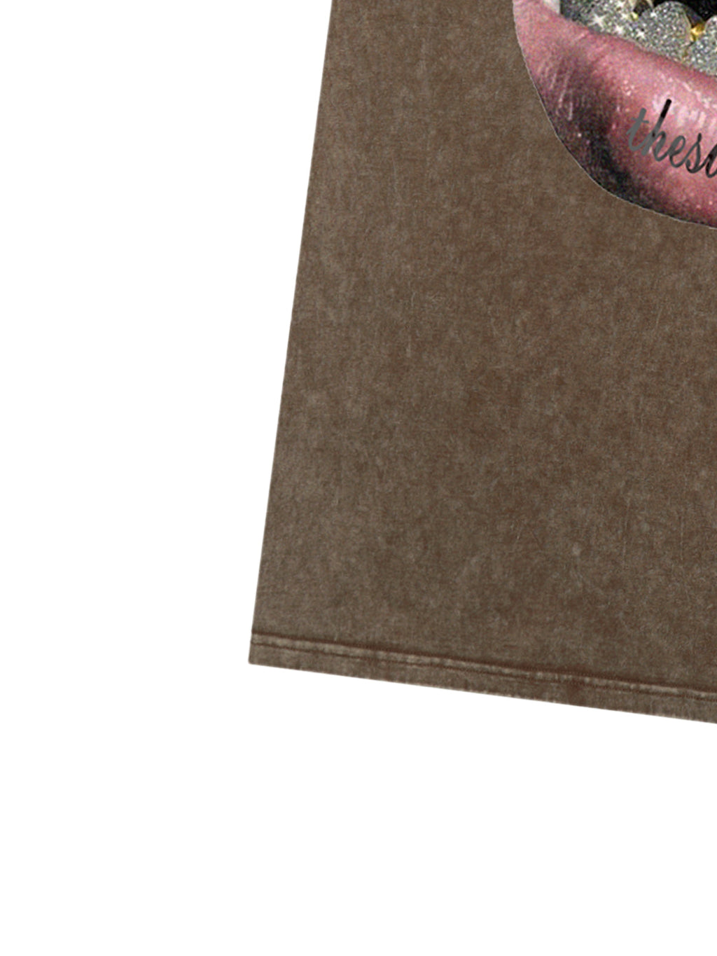 Artistic Lips Graphic T-Shirt – Fashionable Cotton Short-Sleeve Tee for Men and Women