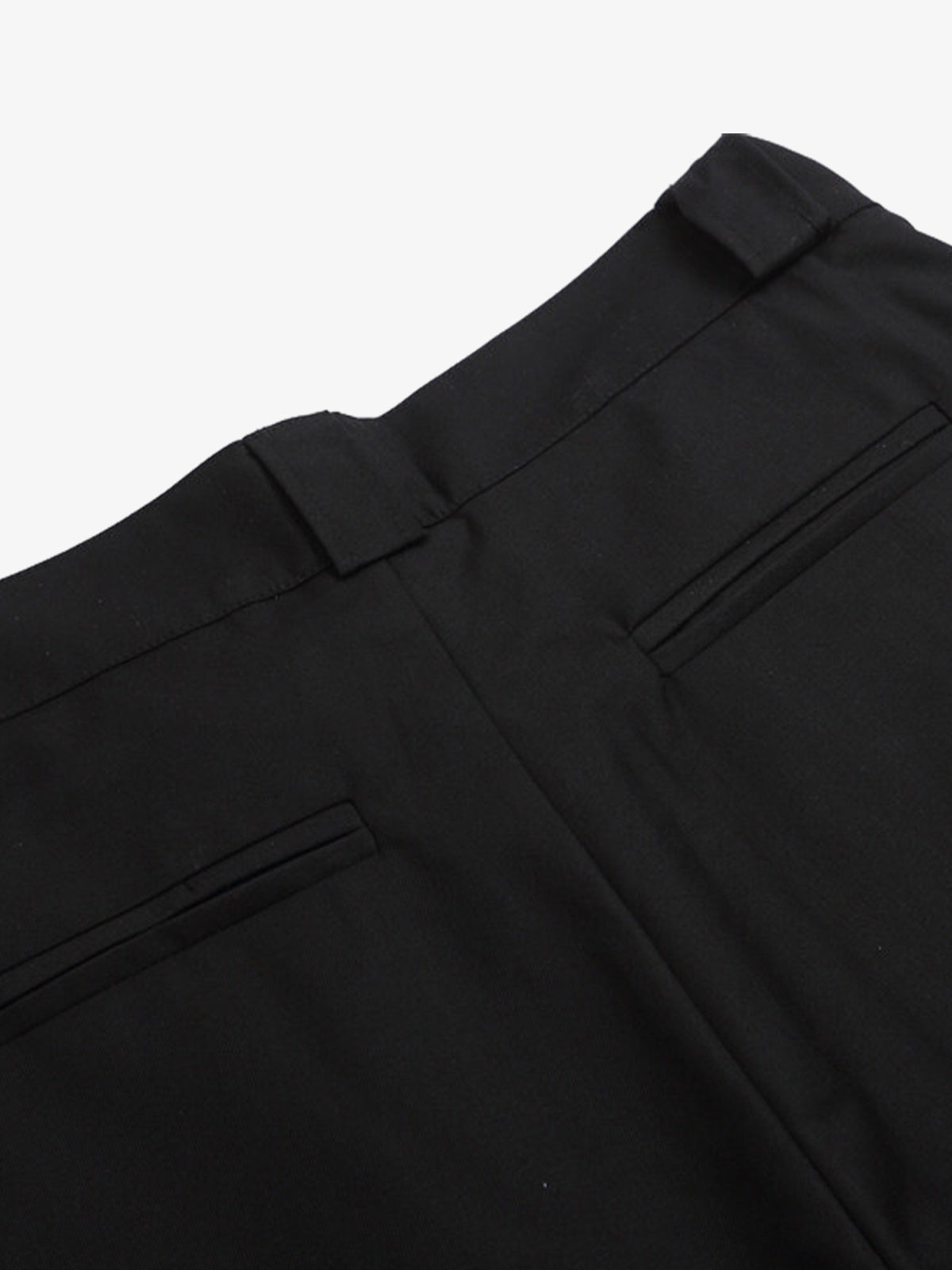 Men’s Black Wide-Leg Shorts with Tassel Accent and Asymmetrical Hem – Stylish Warm-Weather Streetwear
