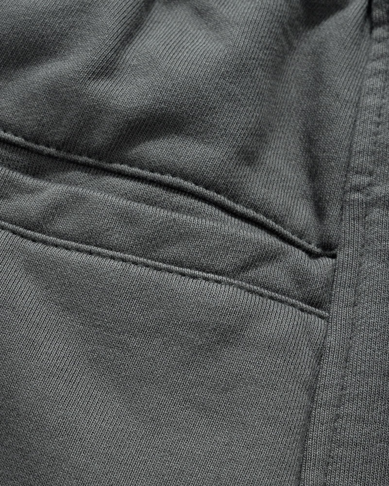 Premium Black Zipper Jacket with Side Pockets – Sleek Urban Style for Men and Women