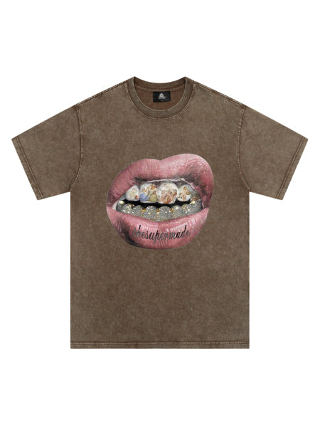 Artistic Lips Graphic T-Shirt – Fashionable Cotton Short-Sleeve Tee for Men and Women